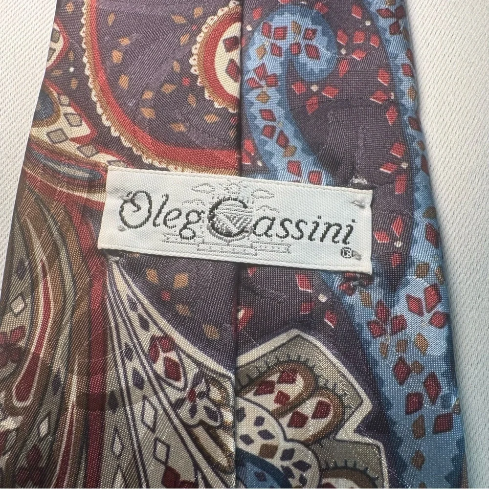 Vintage Oleg Cassini Paisley Tie Set in Red and Brown